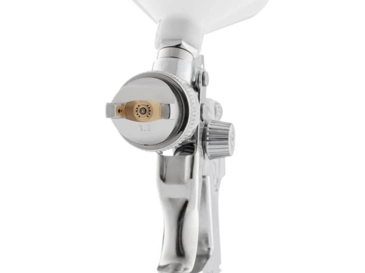 Фарбопульт пневматичний HVLP, форсунка 1.3 мм, верхній пластиковий бачок 600 мл, 3 бар INTERTOOL PT-0106 