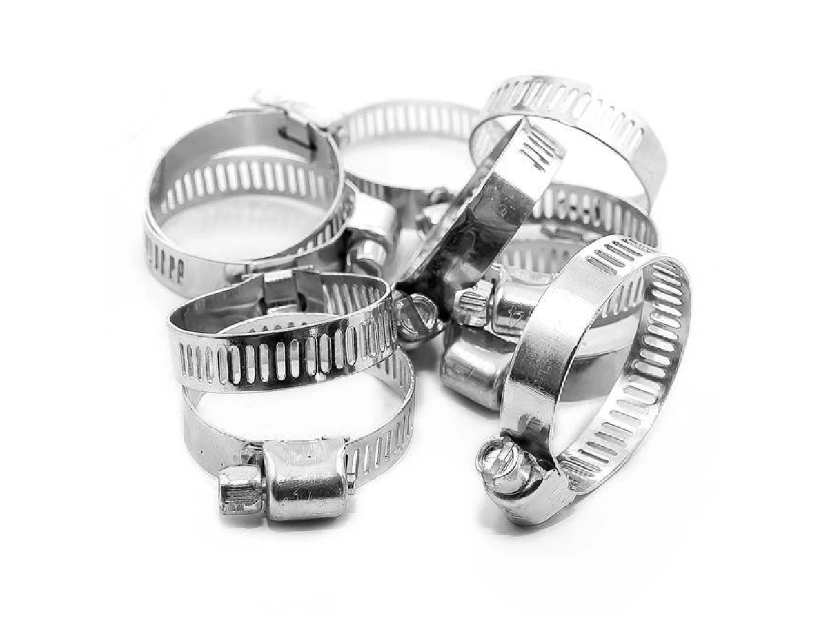 Хомут сталевий оцинкований 8 мм, D - 18-32 мм INTERTOOL TC-0018 