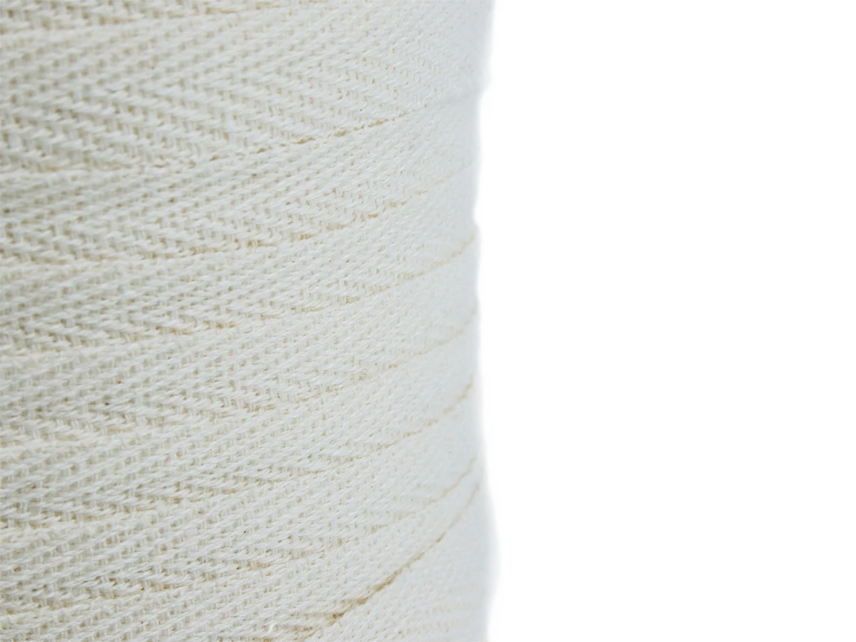 Стрiчка кiперна 1 см молочна 