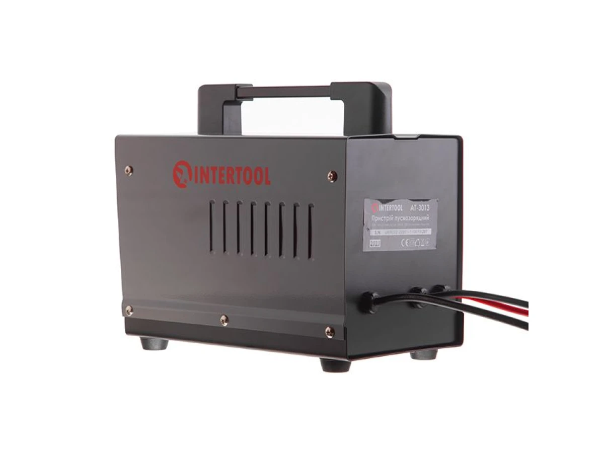 Пускозарядное устройство 6 В - 12 В, 220 В, 70 А INTERTOOL AT-3013 