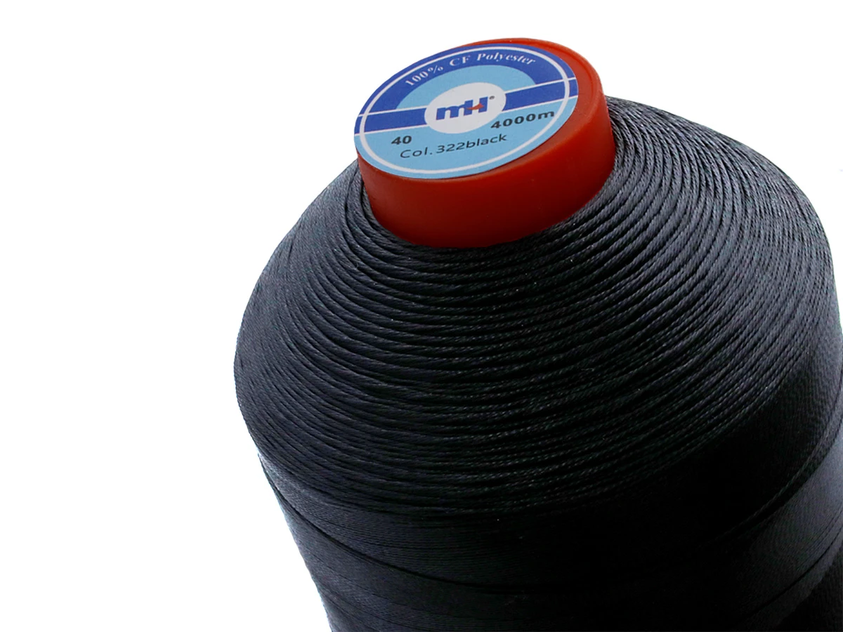 Нитка 40 (4000м) чорна 
