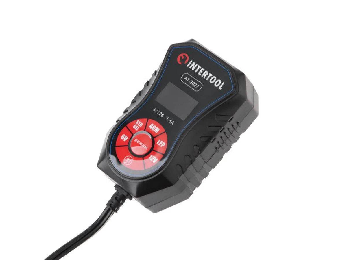 Устройство зарядное 6/12В, 1.5А, 230В, зимний режим зарядки, дисплей, емкость заряжаемого аккумулятора 1.2-40 Aч INTERTOOL AT-3027 