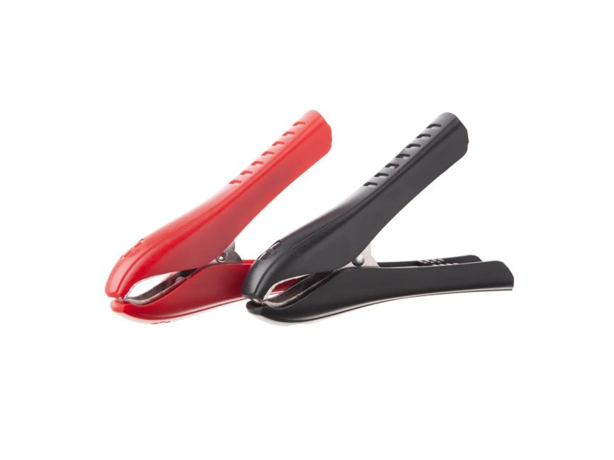 Зарядное устройство 6/12 В, 0.8/3.8 А, 230 В, зимний режим зарядки, дисплей, максимальная емкость заряжаемого аккумулятора 1.2-120 А/ч INTERTOOL AT-3023 