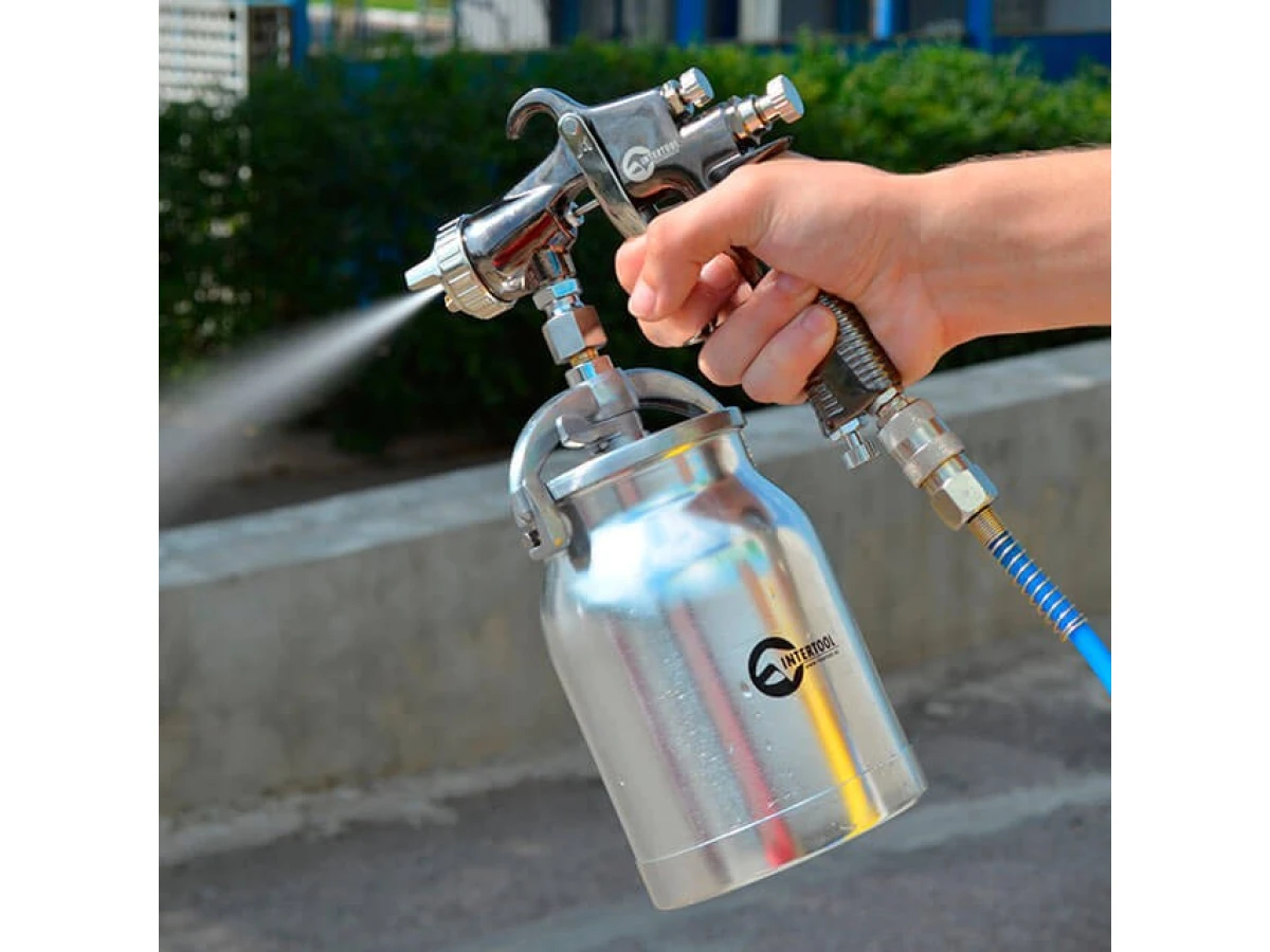 Фарбопульт пневматичний HP, форсунка 1.8 мм, нижній металевий бачок 1000 мл, 5 бар INTERTOOL PT-0140 