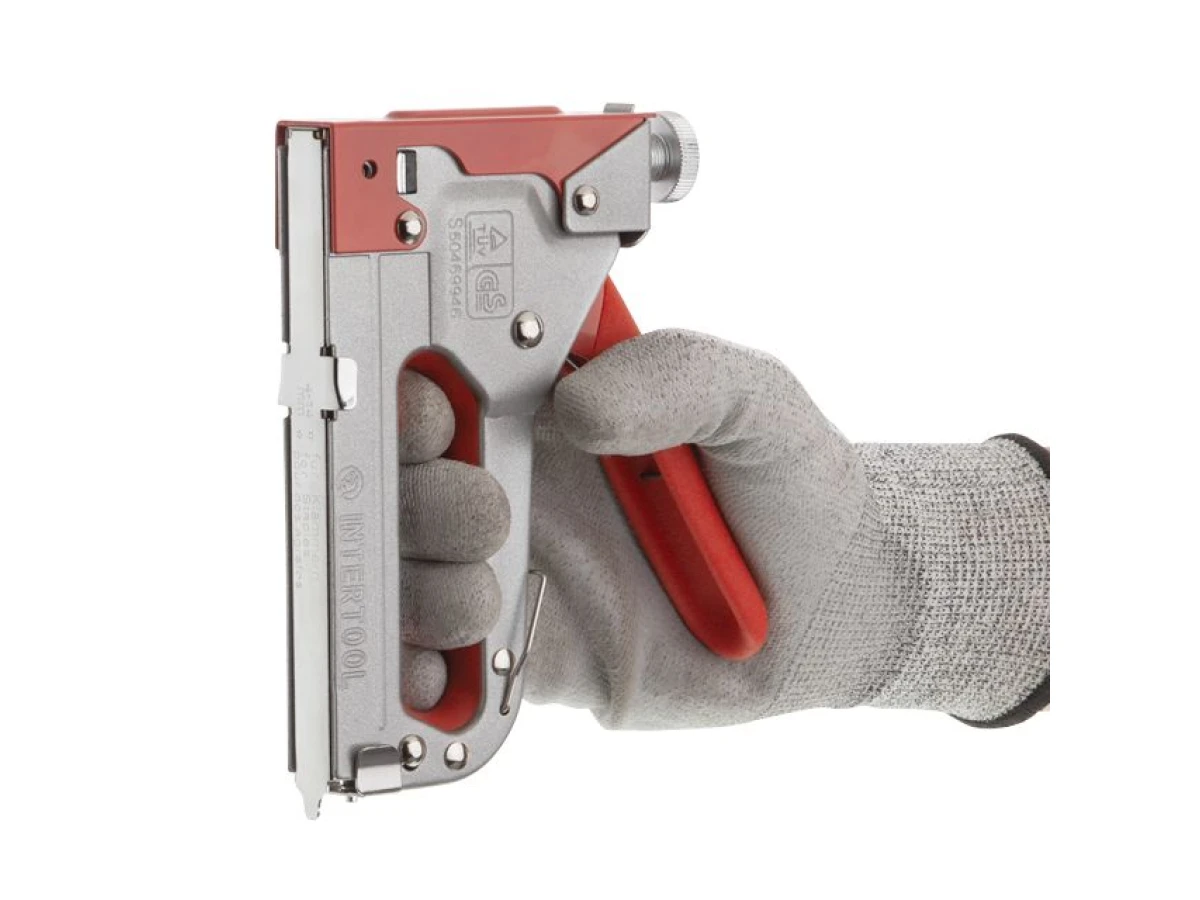 Пістолет скобозабивний механічний, скоба 11.3 x 0.7 x 4.0 - 14.0 мм, прогумована рукоятка (сталевий корпус) INTERTOOL RT-0201 