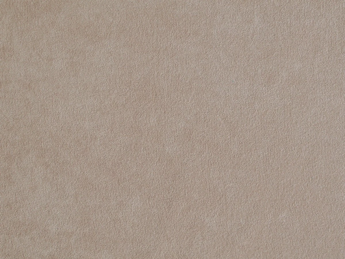 Nessi (Нессі) 04 Zephyr 