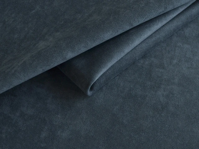 Nessi (Нессі) 22 Graphite 