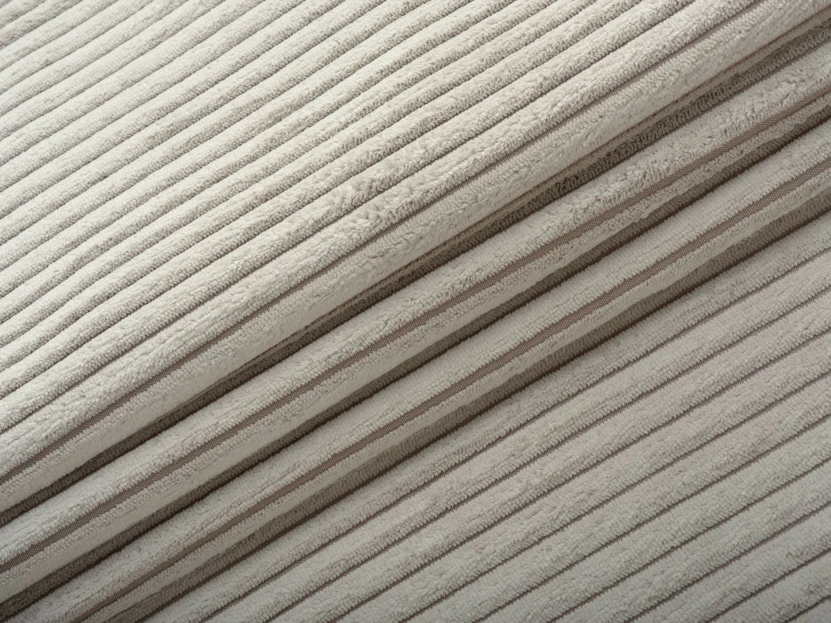 Lotus (Лотус) 05 Світло-бежевий 