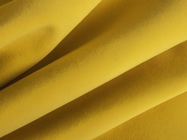 Zenit (Зеніт) 12 Жовтий 