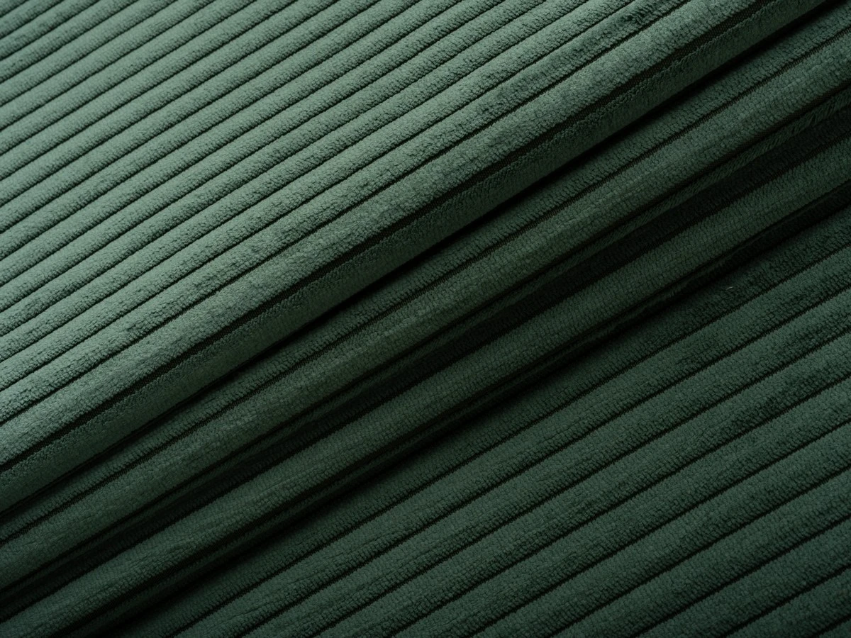 Lotus (Лотус) 37 Смарагдовий 