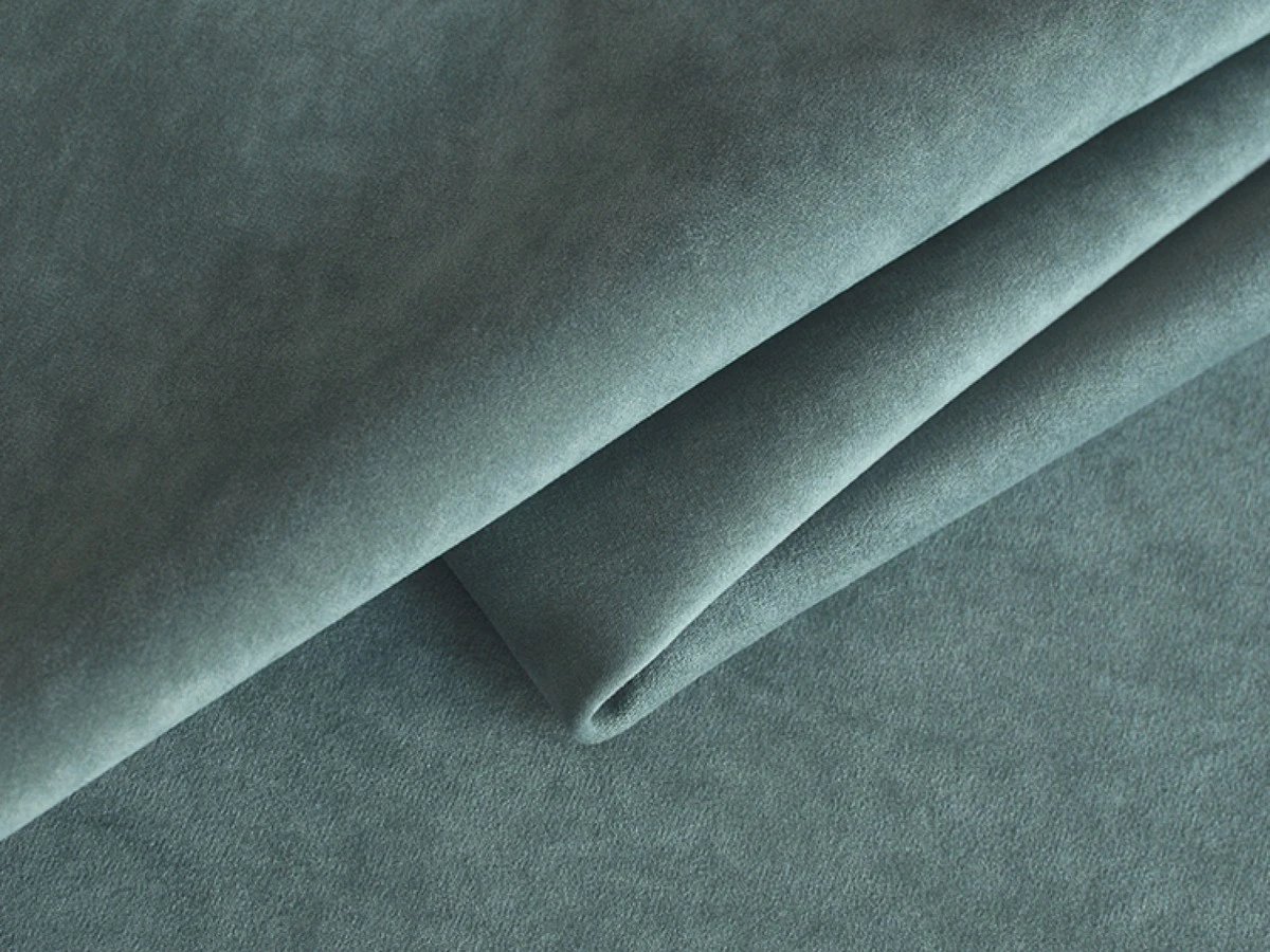 Nessi (Нессі) 15 Mint 