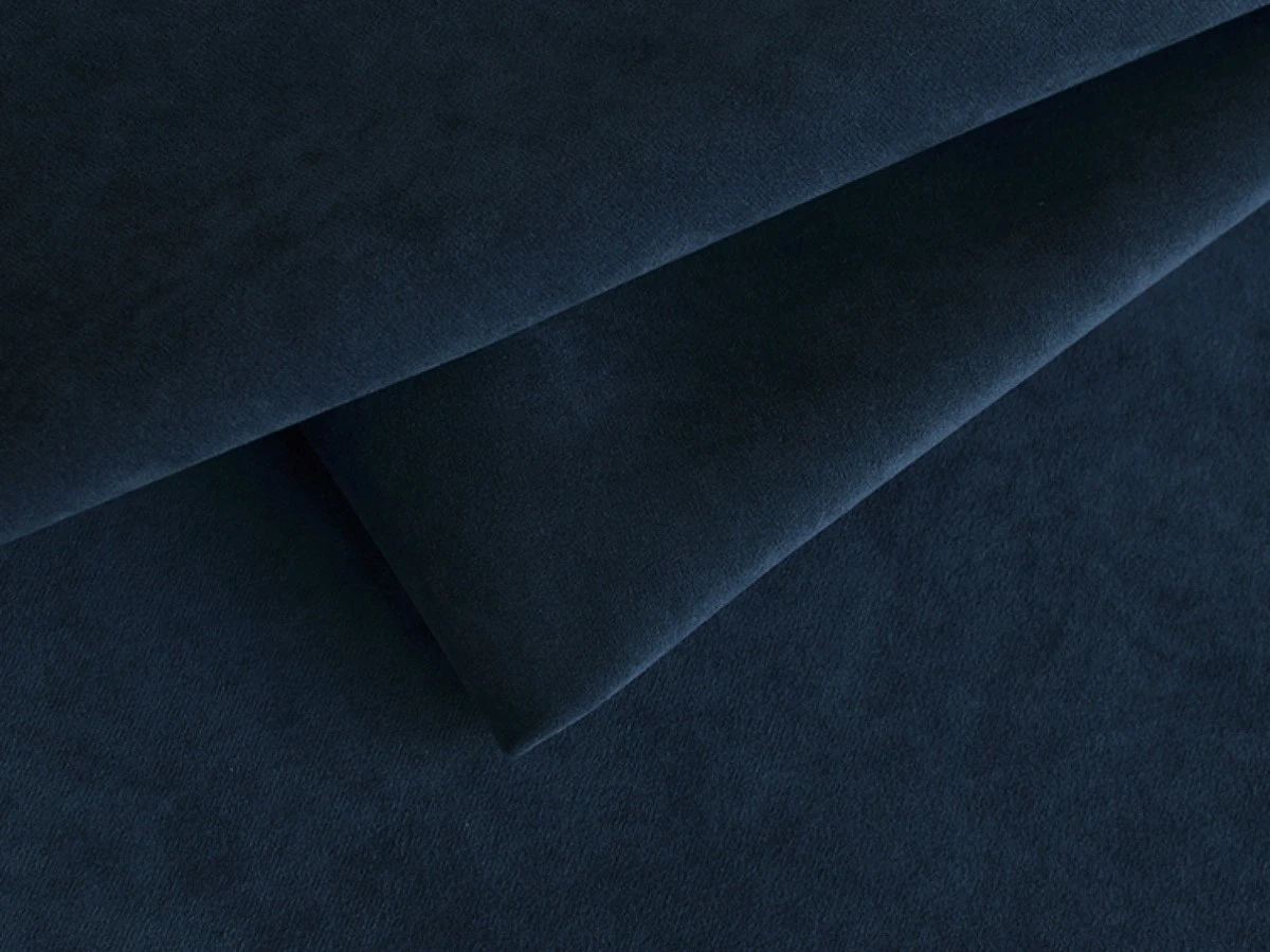 Nessi (Несси) 17 Sapphire 