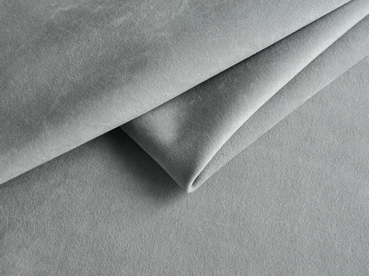 Nessi (Нессі) 19 Antarctica 