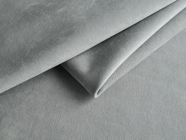 Nessi (Нессі) 19 Antarctica 