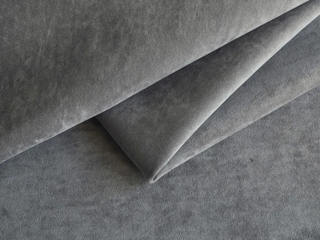 Nessi (Нессі) 21 Storm 