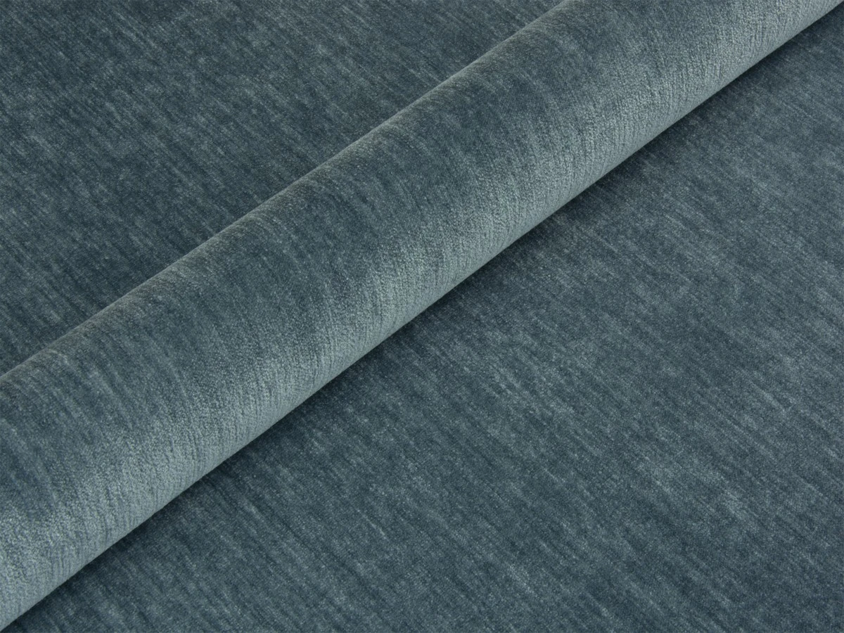 Aurora (Аврора) 2482 Сизий 