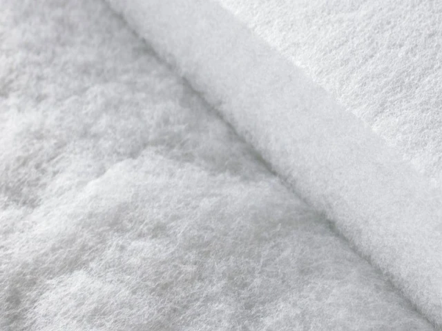 Синтепон 100 г/м² 2,2м(50 пог/м в рулоні) 