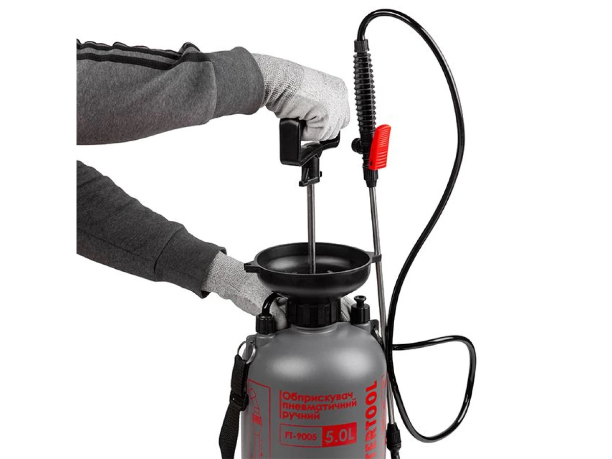 Обприскувач 5 л., 2 сопла латунь+пластик, насос з нержавіючої сталі INTERTOOL FT-9005 