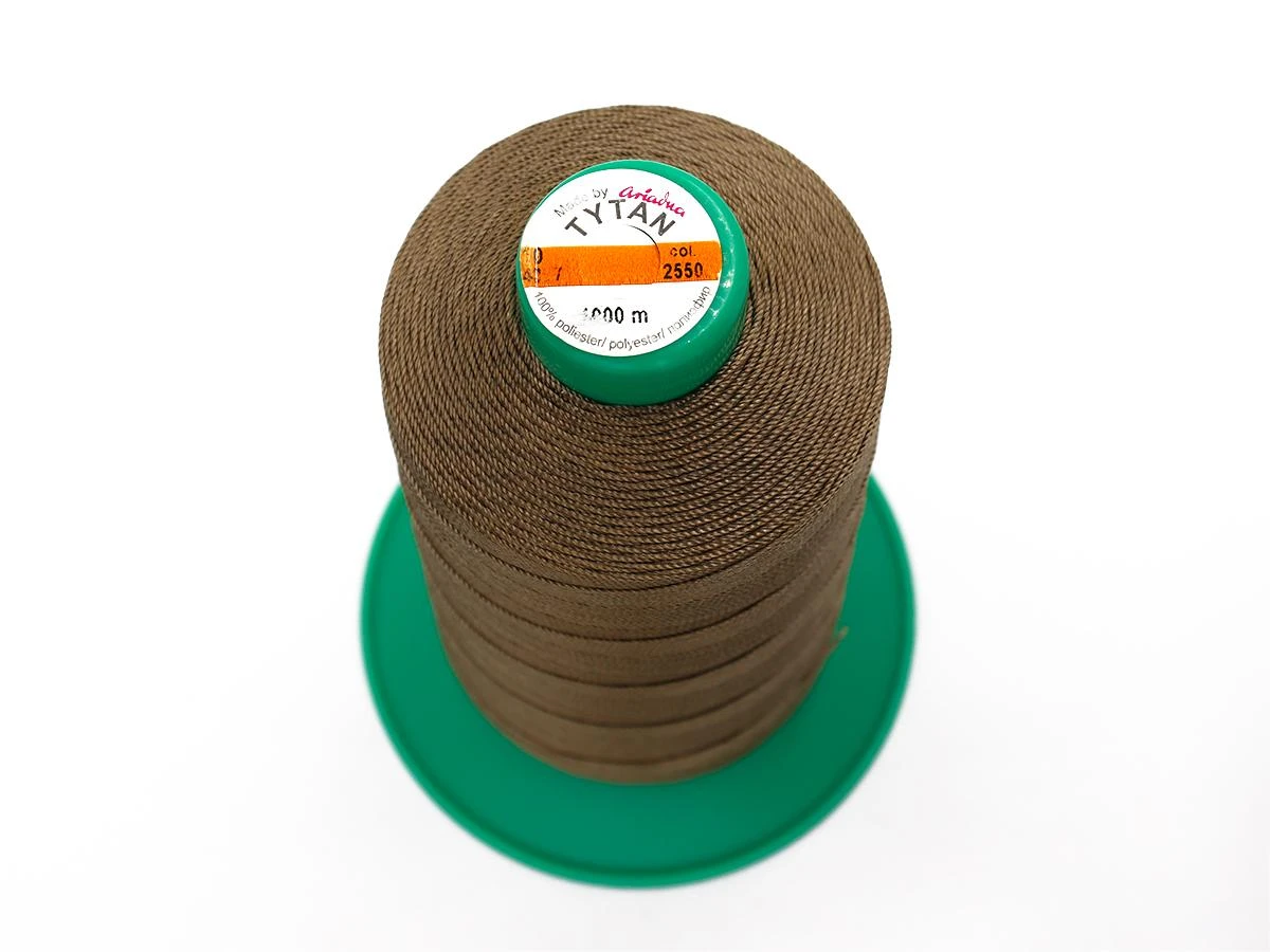 Tytan (Титан) 10 колір №2550 - сіро-оливковий 