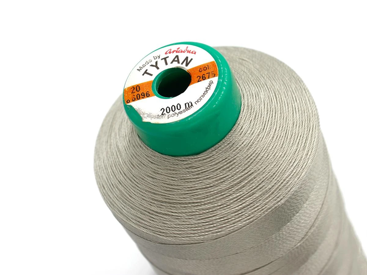 Tytan (Титан) 20 колір №2675 - світло-сірий 