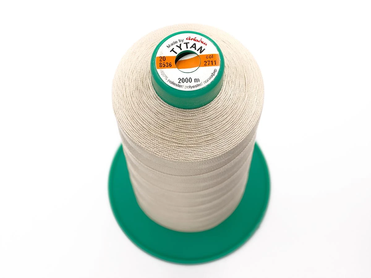 Tytan (Титан) 20 колір №2711 - слонова кістка 