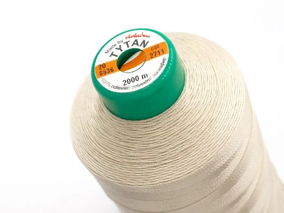 Tytan (Титан) 20 колір №2711 - слонова кістка