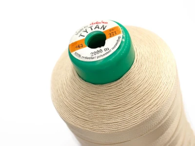 Tytan (Титан) 20 колір №2713 - айворі