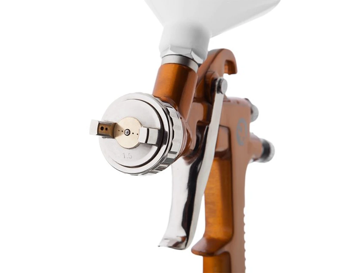 Фарбопульт пневматичний HP, форсунка 1.5 мм, верхній пластиковий бачок 600 мл, 5 бар INTERTOOL PT-0113 