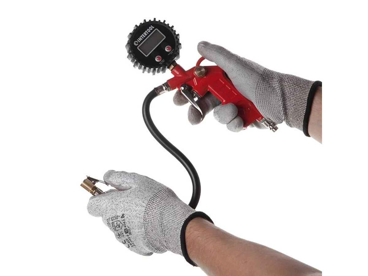 Пістолет для накачування шин з цифровим манометром 63 мм INTERTOOL PT-0508 