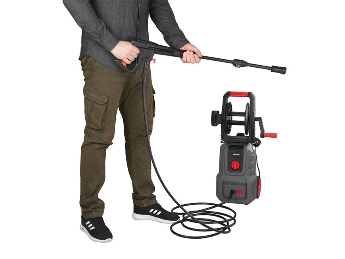 Мойка высокого давления 1800 Вт, 6-7 л/мин, 100-140 бар, шланг 5 м INTERTOOL DT-1516 