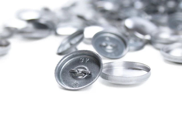 Гудзик № 36 з вушком 