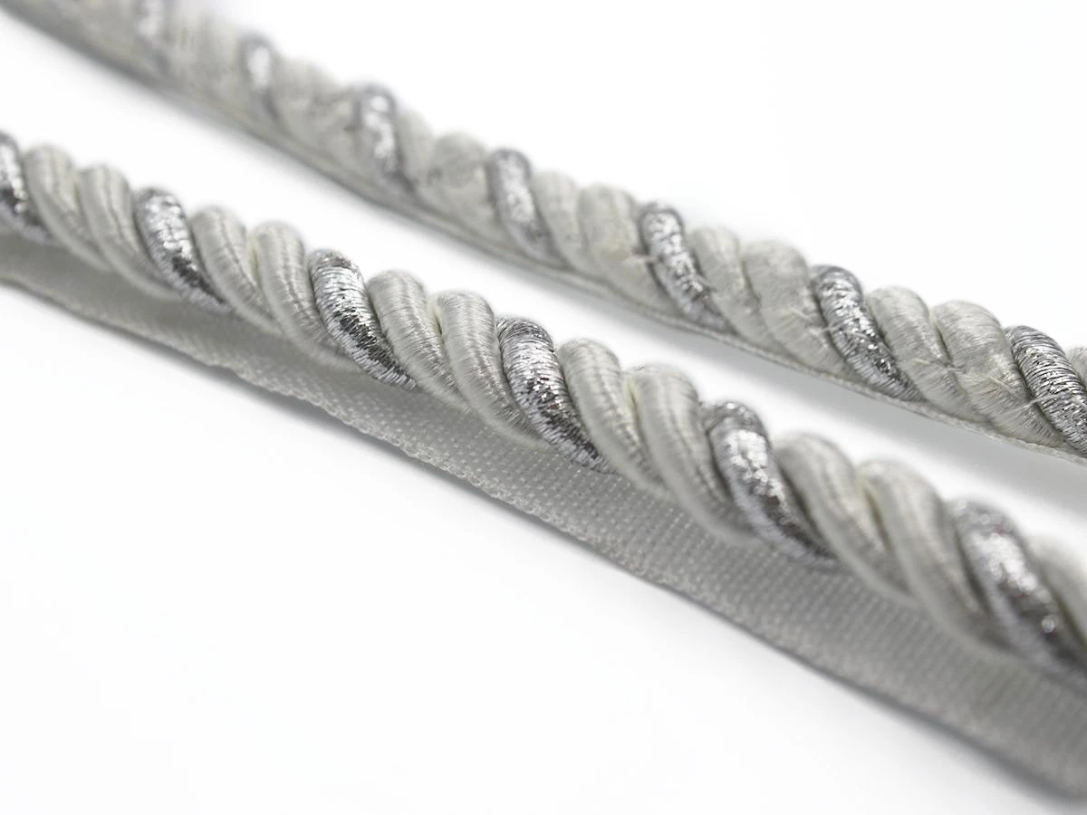 Шнур для декору 10 мм срібро 