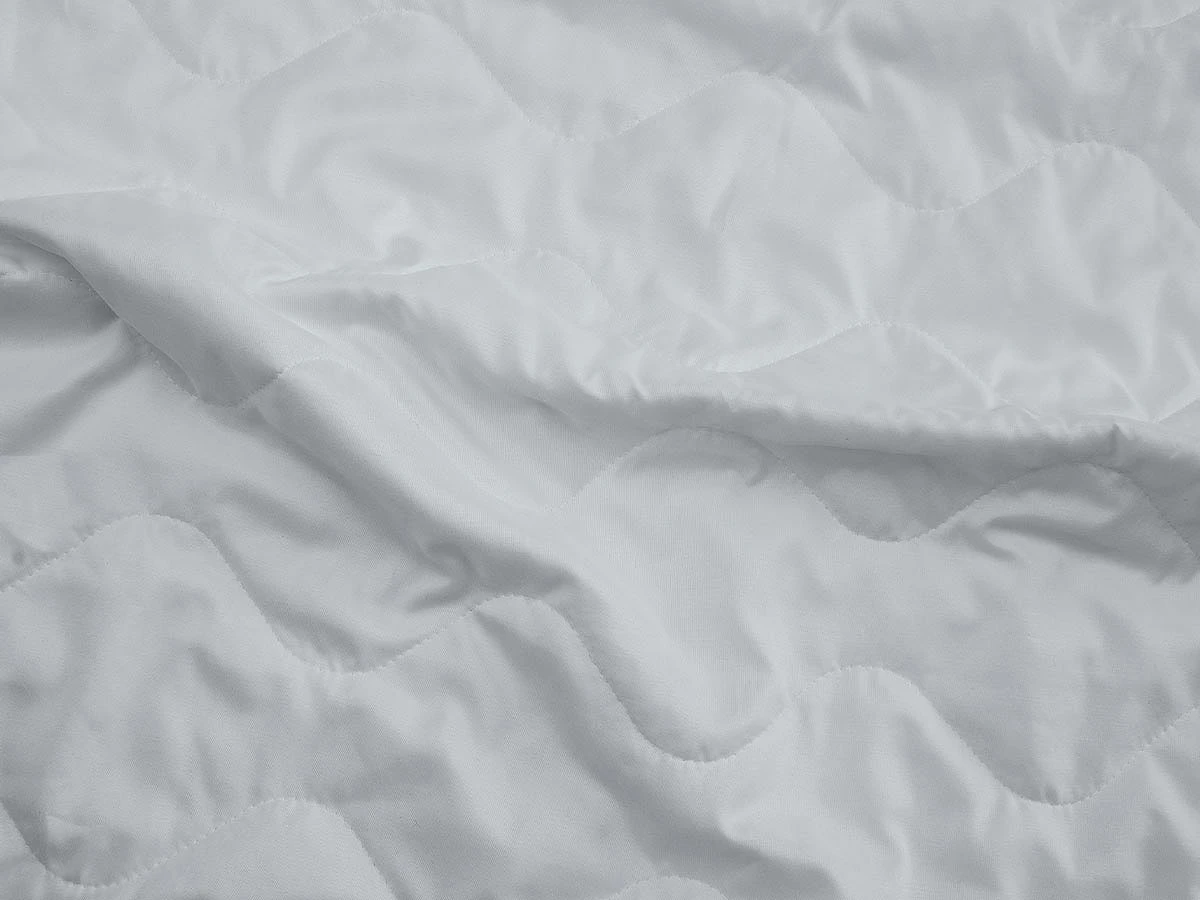 Матрацна тканина (мікрофібра, стьобана, біла, 60 синтепон) 
