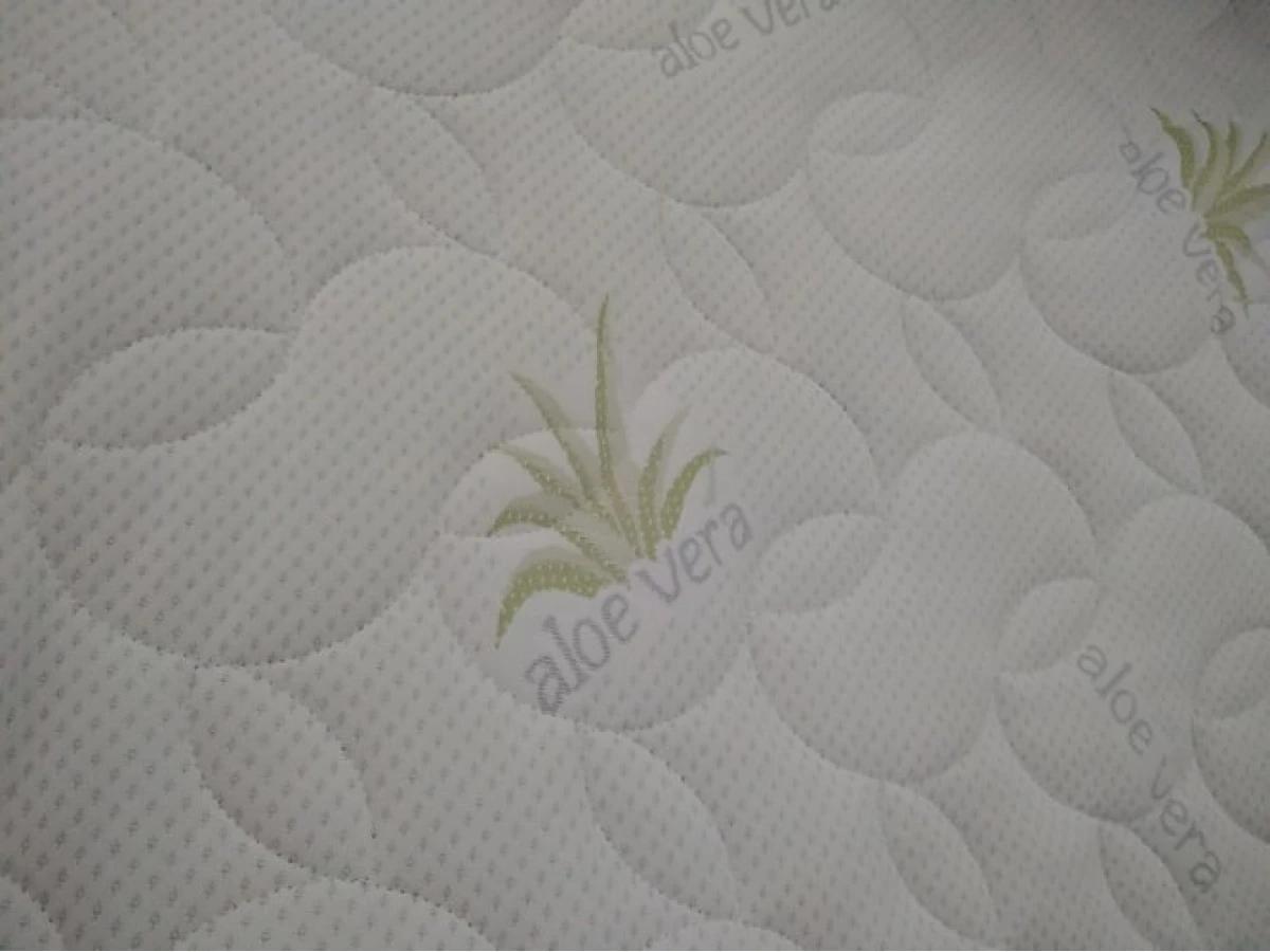 Матрацна тканина (трикотаж Алое Вера (240 г/м), стьобана, 300 синтепон) 