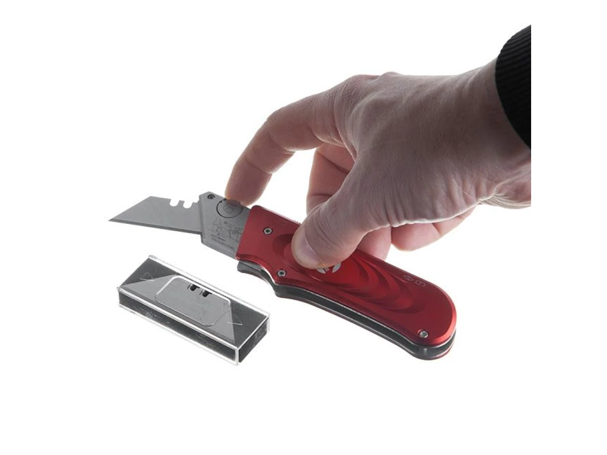 Ніж з висувним трапецієподібним лезом 60*19 мм, металевий корпус INTERTOOL HT-0515 