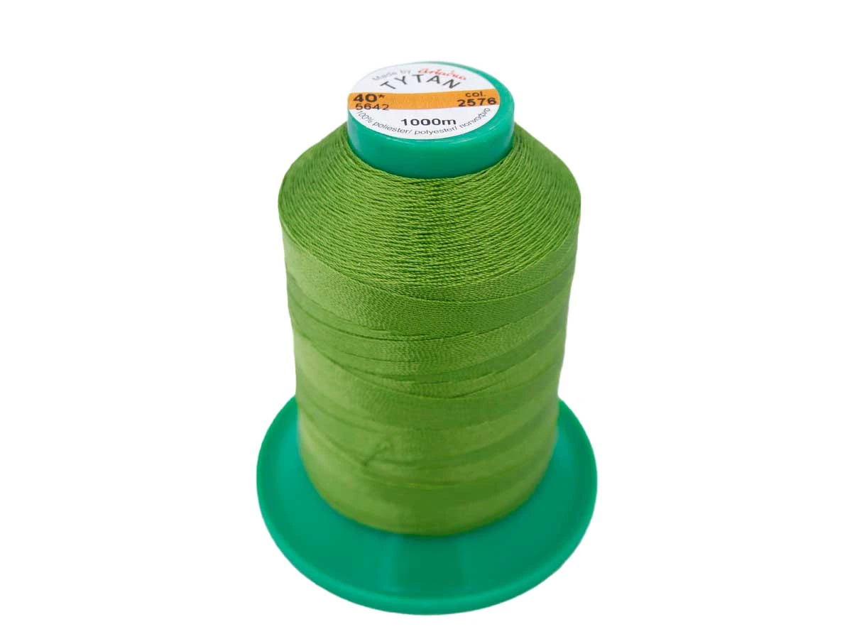 Tytan (Титан) 40(1000м) колір №2576 - зелений 