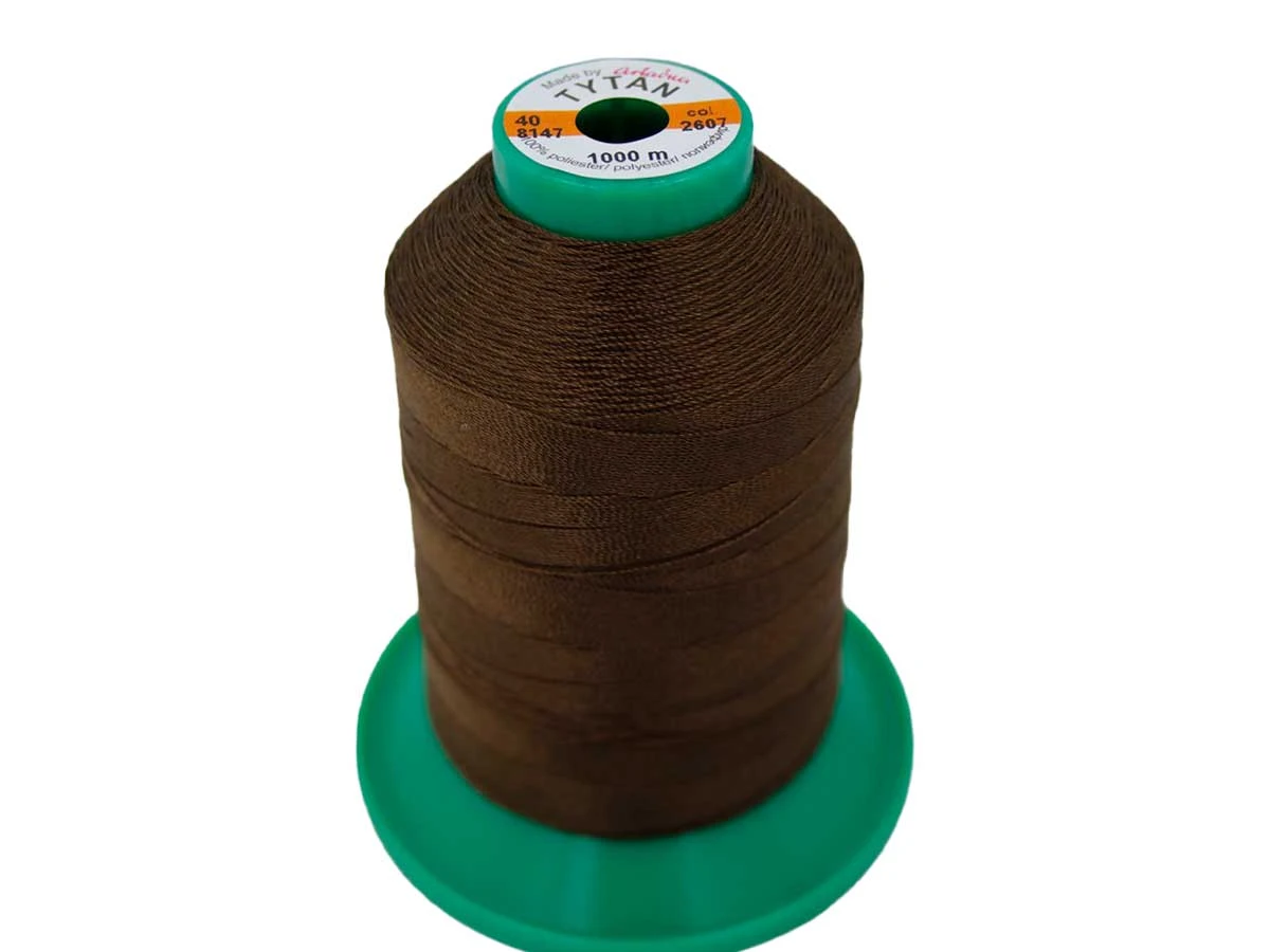 Tytan (Титан) 40(1000м) колір №2607 - темно-коричневий 