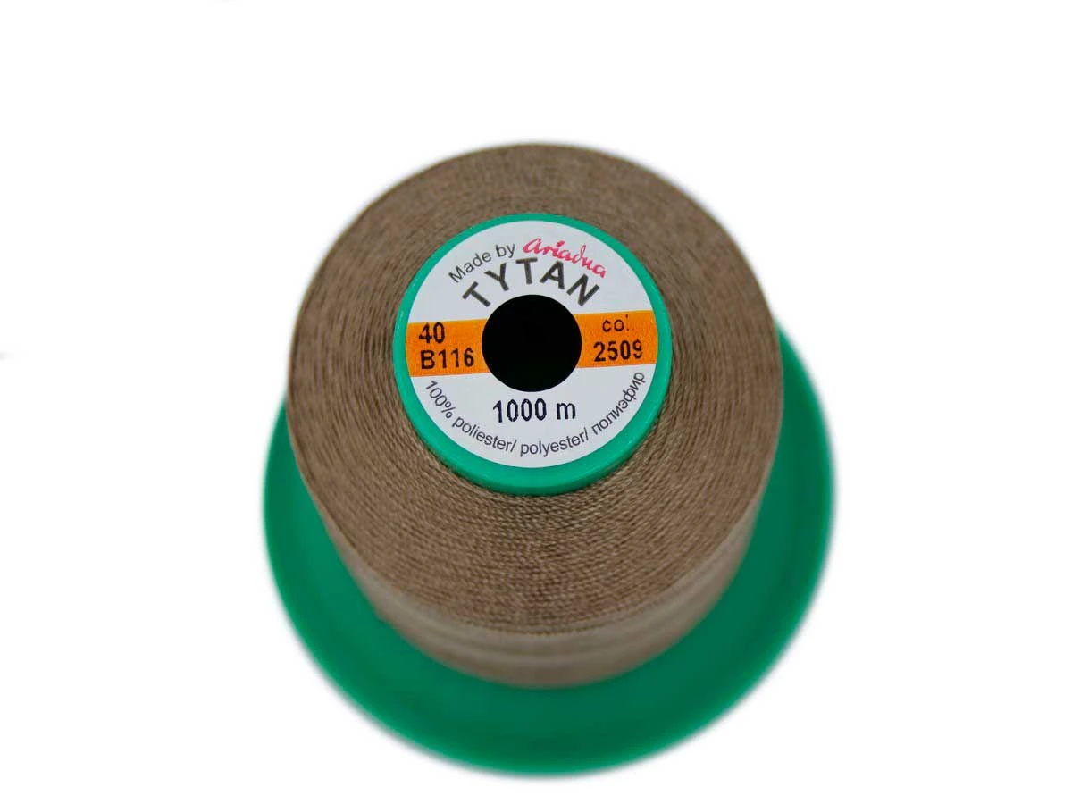 Tytan (Титан) 40(1000м) колір №2509 - оливково-жовтий 