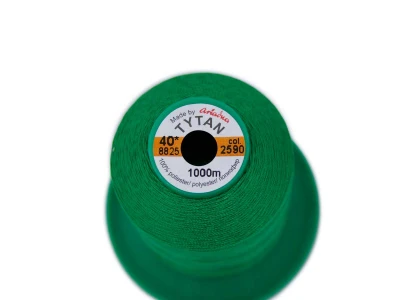 Tytan (Титан) 40(1000м) колір №2590 - яскраво-зелений