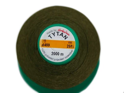 Tytan (Титан) 20 колір №2585 - хакі