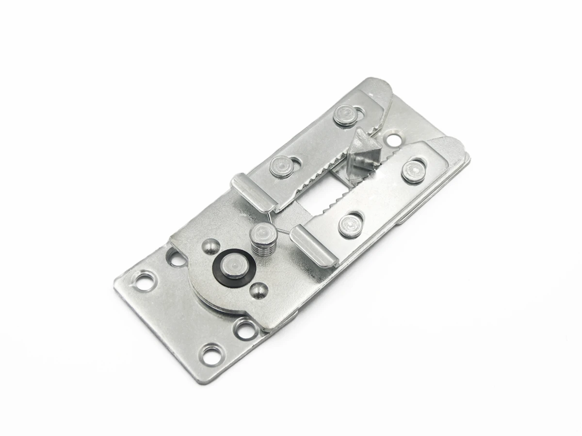 Зачіп меблевий СZ 149-1 (крокодил) 