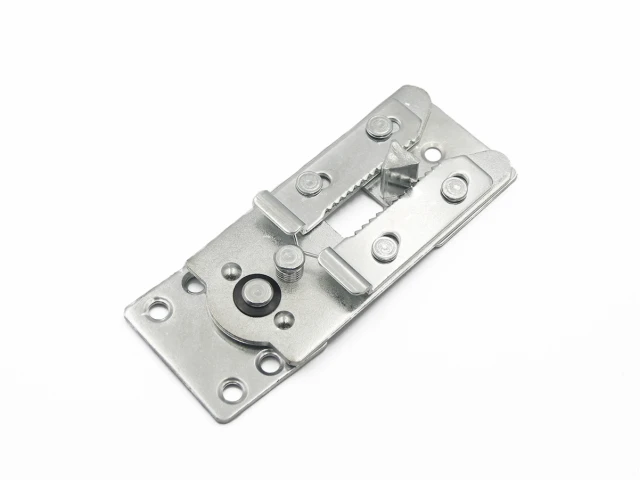 Зачіп меблевий СZ 149-1 (крокодил) 