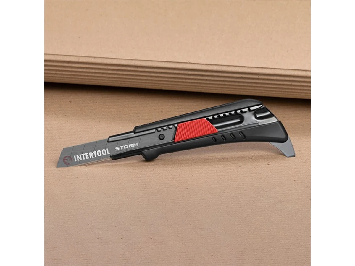Нож сегментный для линолеума 18 мм, металлическая направляющая, STORM INTERTOOL HT-0538 