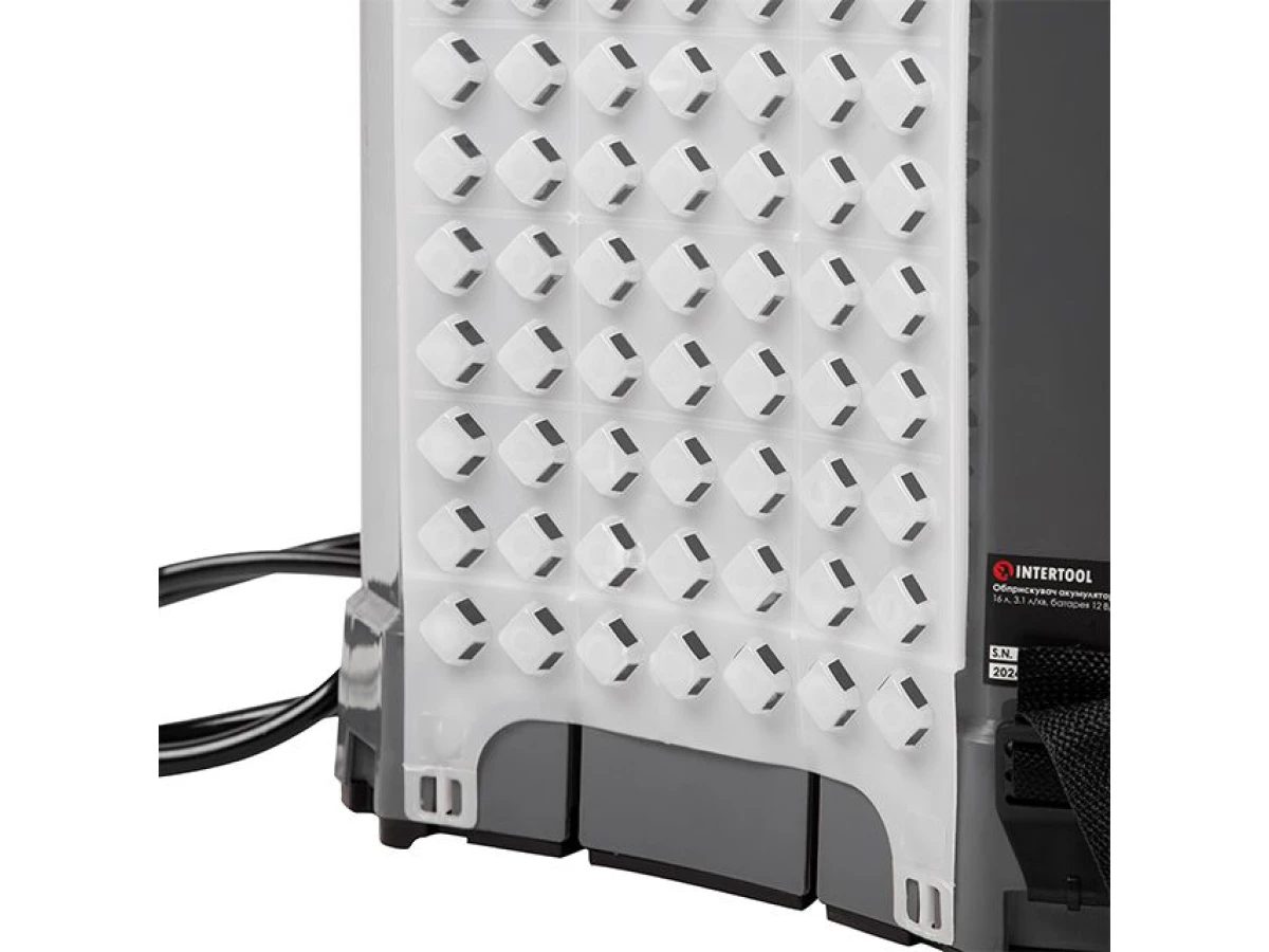 Опрыскиватель аккумуляторный ранцевый 16 л, 3.1 л/мин, батарея 12 В/8 Ач INTERTOOL DT-9016 