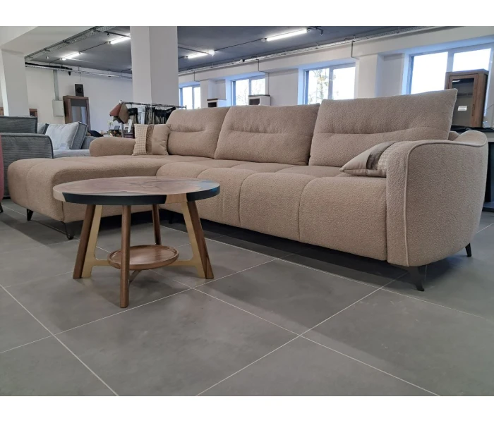 Кутовий диван для вітальні