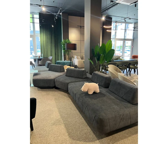 Модульный диван-остров с асимметричными секциями