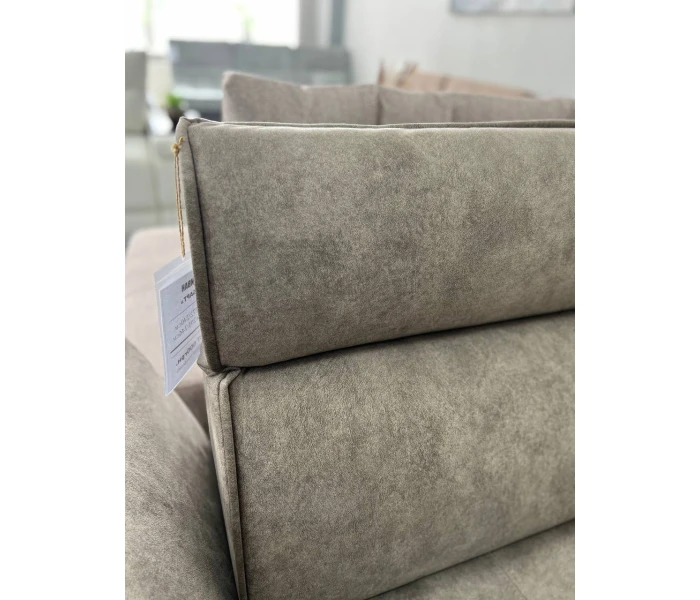 Раскладной диван с многосекционной спинкой