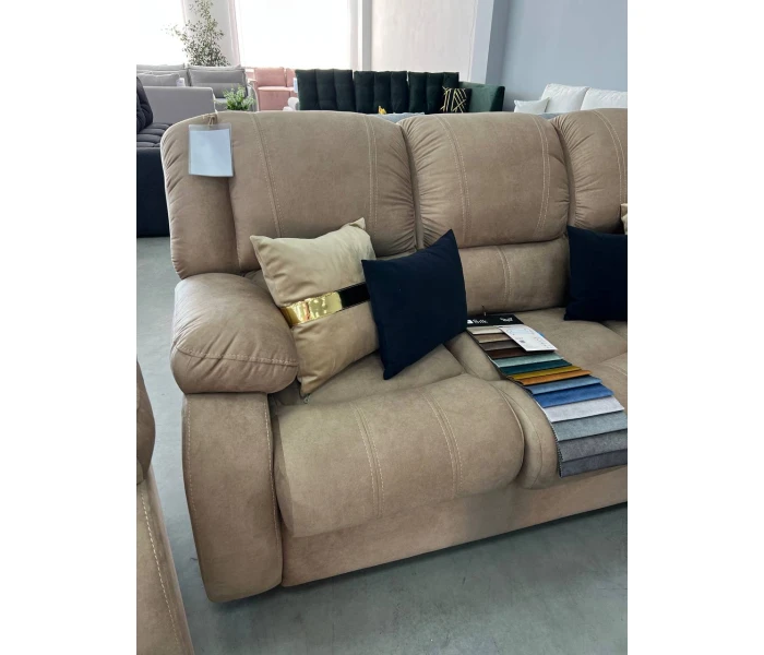 Дуэт диван-тройка и кресло с объемной спинкой