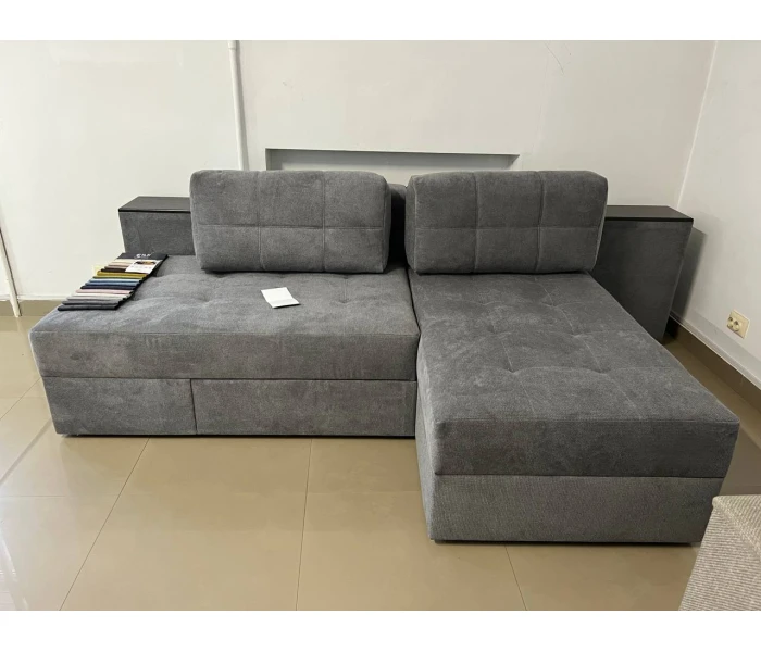 Кутовий модульний диван з полицями