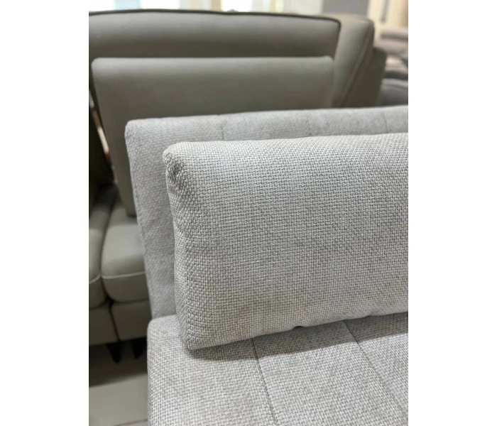 Компактний диван-трансформер без підлокітників